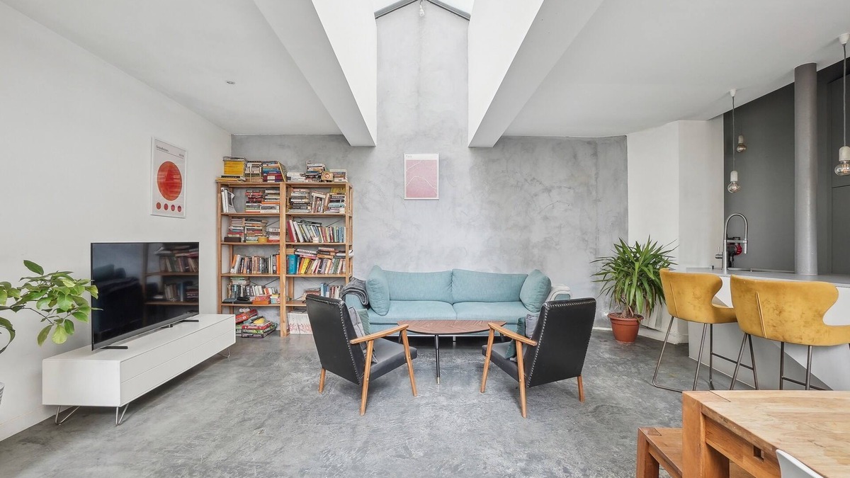 Grange aux Belles House | Stylish loft for Paris Olympics, Housekeeping and Swag included!