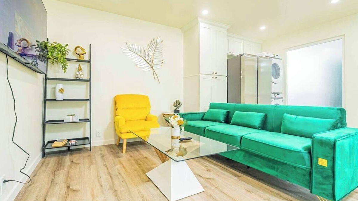 Altadena Apartment | Stylish Modern Retreat Near LA Top Attractions #5