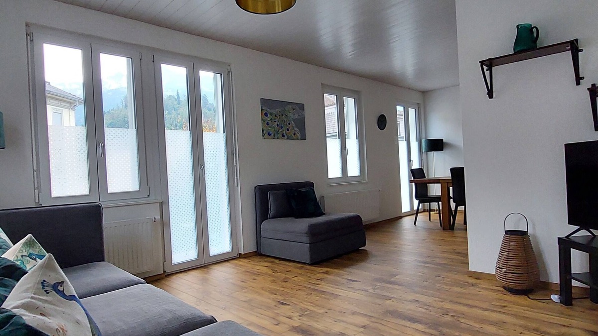 Central Interlaken Apartment | Stylish new apartment located 3 mins walk from Interlaken West station.