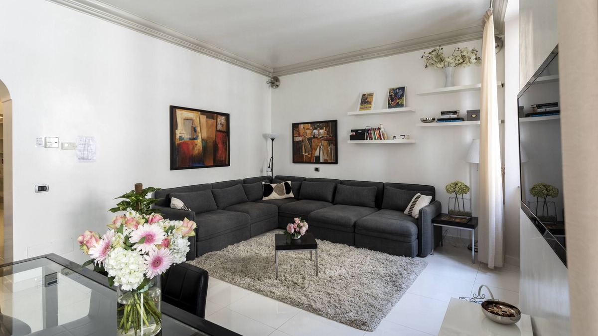 Rione XVI Ludovisi House | Stylish, new apartment, seconds from Spanish Steps