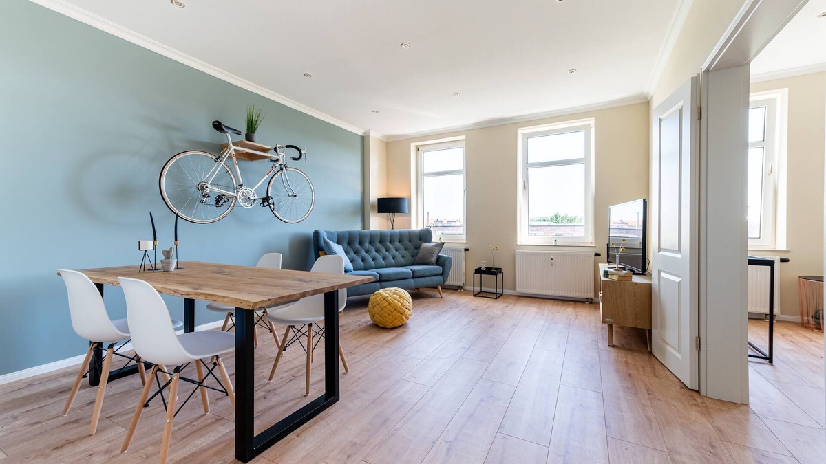 Dresden Apartment | Stylish old building apartment with 2 bedrooms - 200m to the Elbe - close to the center