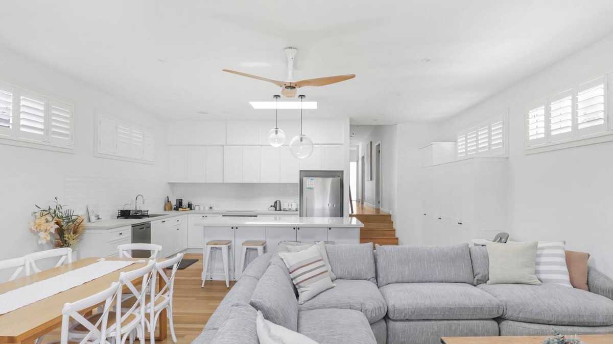 Warners Bay House | Stylish, private lakeside retreat complete with sparkling inground swimming pool. Sleeps 10.