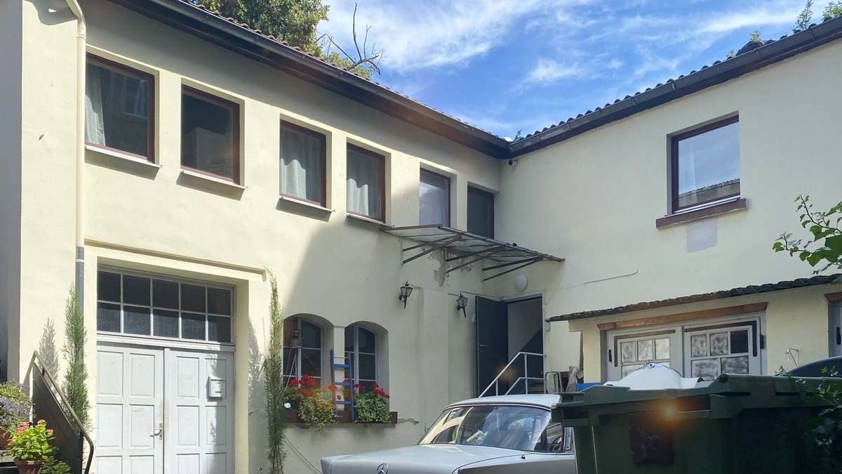 Karlsruhe City Centre Apartment | Stylish private room in the city #4