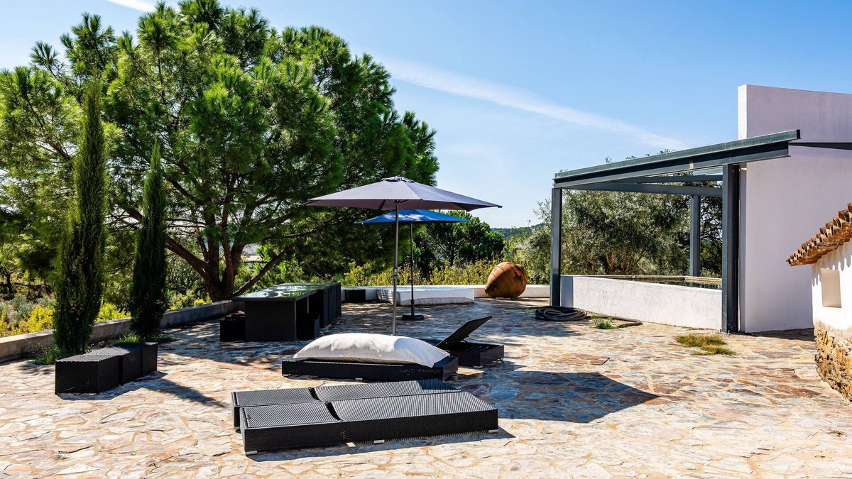 Portalegre Villa | Stylish Rural Getaway in Alentejo