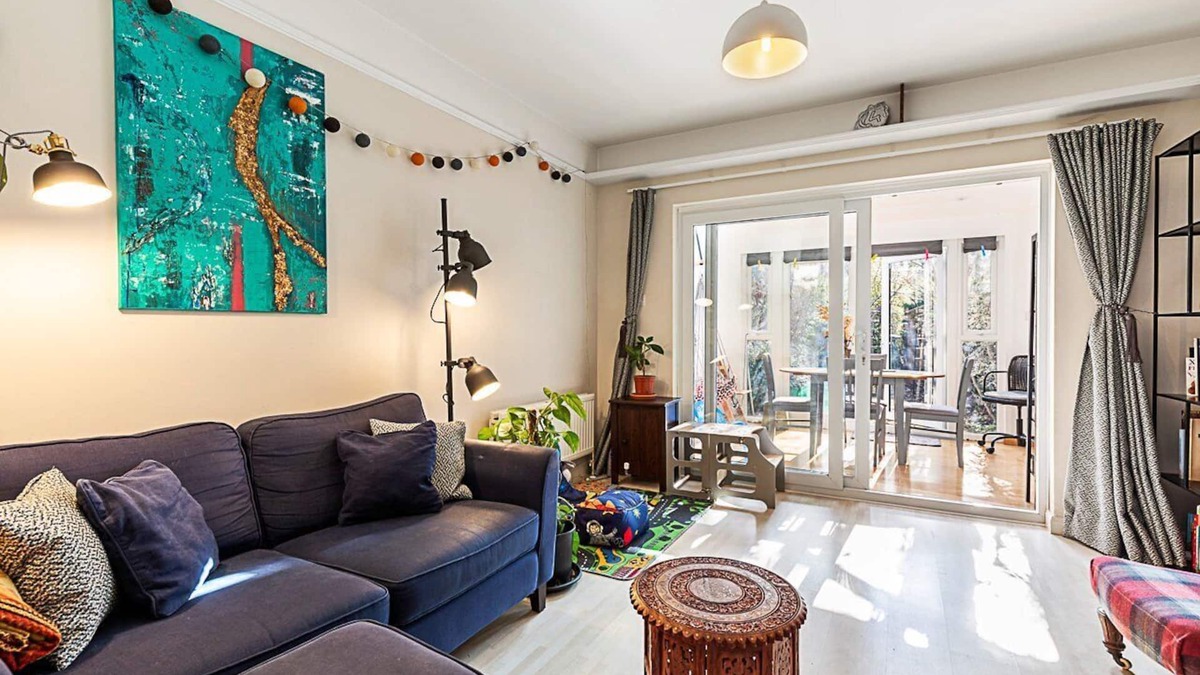 Bow West House | Stylish & Spacious 3-Bed Home in Vibrant Bow