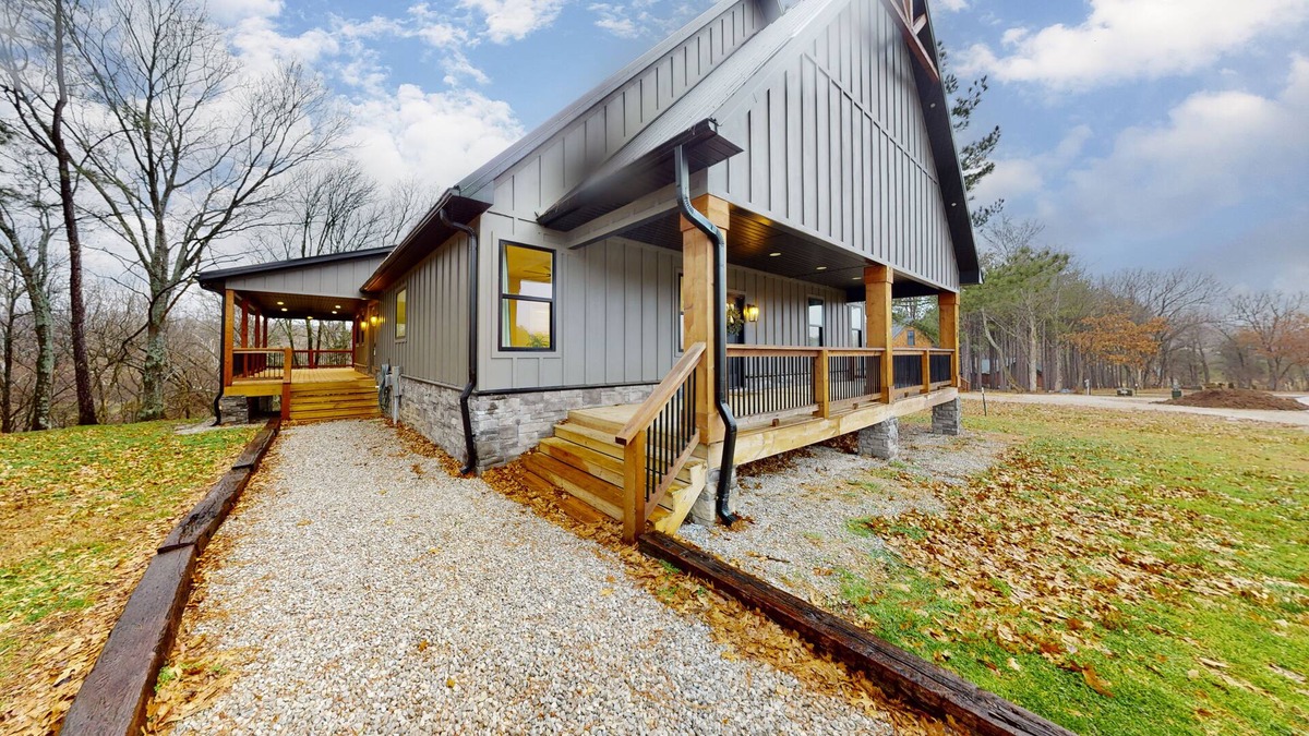 Berryville House | Stylish & spacious home - entertainer's deck with fireplace, TV, alfresco dining