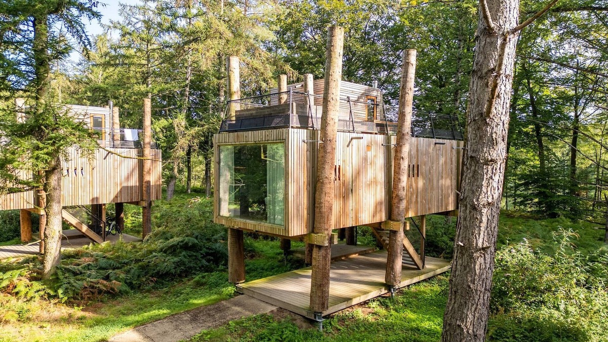 Maubray House | Stylish Stay with Sauna