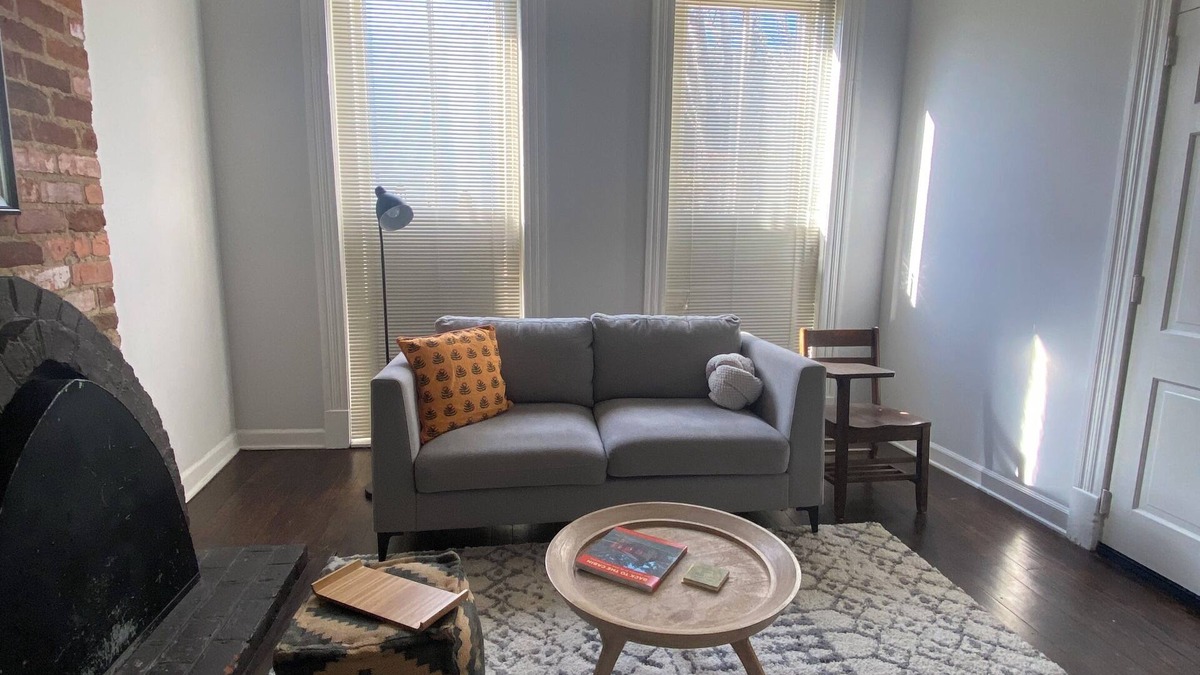 Fan District Apartment | Stylish Studio Apt. w/Parking in Heart of The Fan
