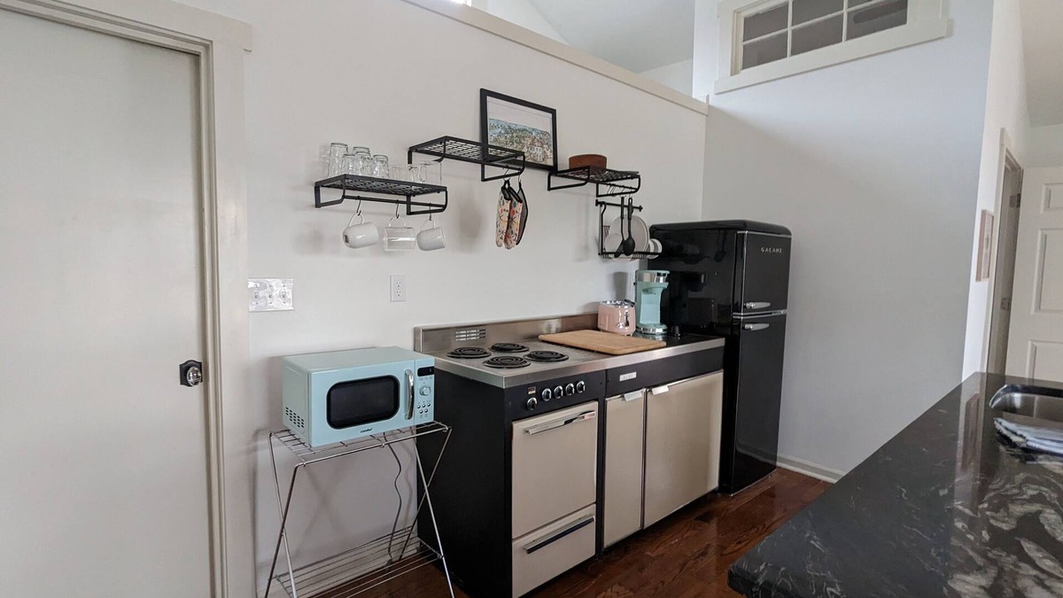 Pickens Apartment | Stylish Studio Loft Apartment with cool mid-century vibes