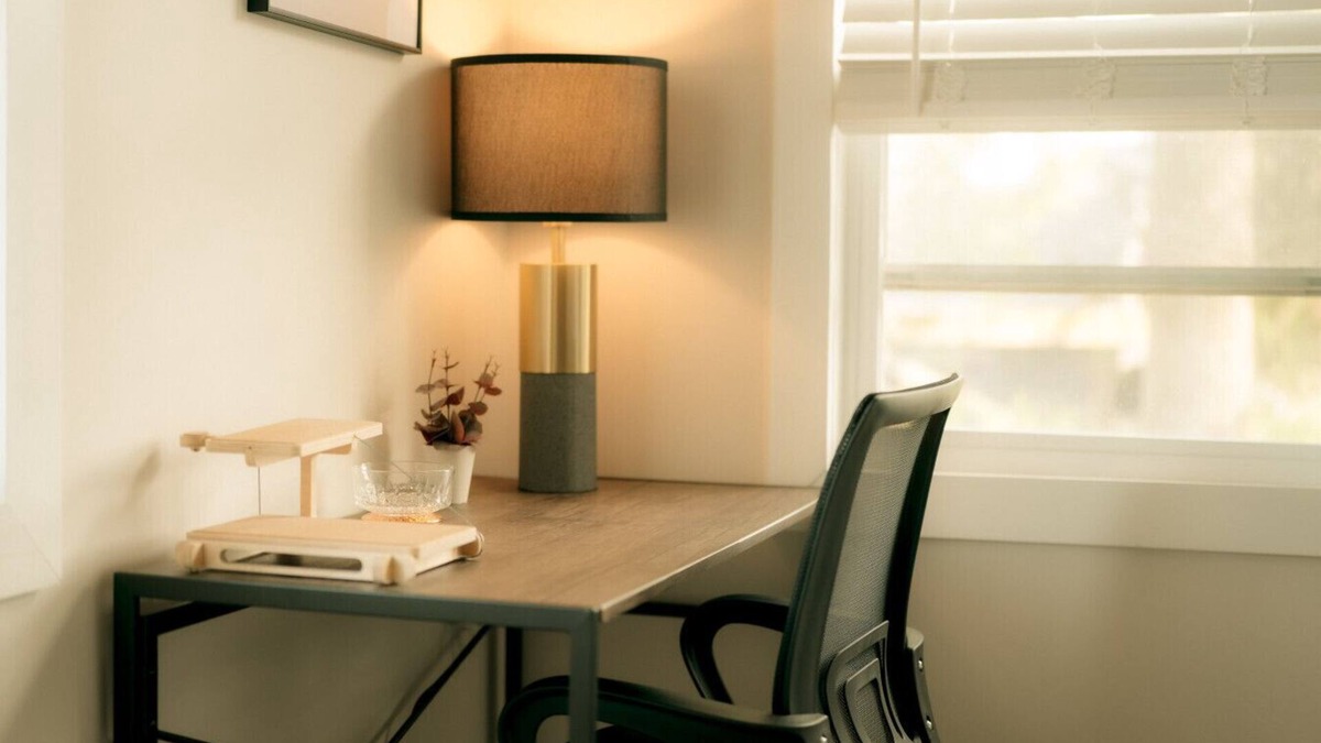 Orange Prairie Apartment | Stylish Suburban Escape | Thoughtfully Designed 3BD for Work & Family Travel