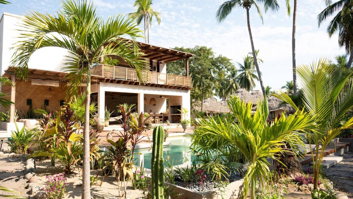Saladita House | Stylish Surf House w/pool - unbeatable location, right in front of the wave!