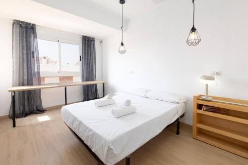 Burriana Apartment | Stylish Two-Bedroom Flat in Burriana