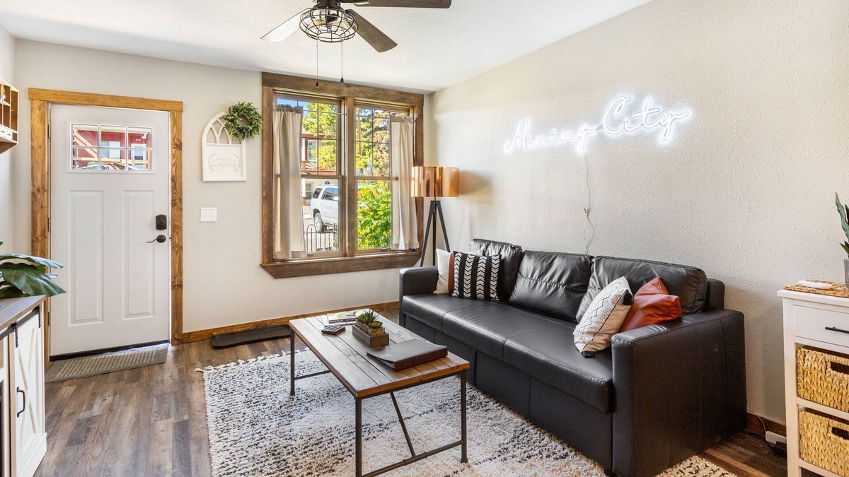 Butte Condo | Stylish Uptown Butte Condo - 632