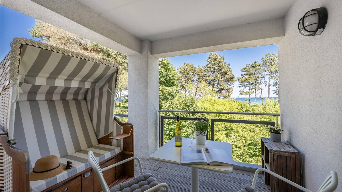 Juliusruh Apartment | Stylish vacation apartment with a fantastic view of the Baltic Sea