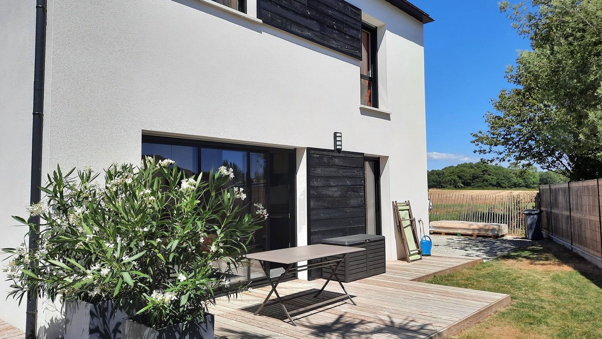 Sainte-Helene House | Stylishly furnished recent house in quiet location near Ria d'Etel