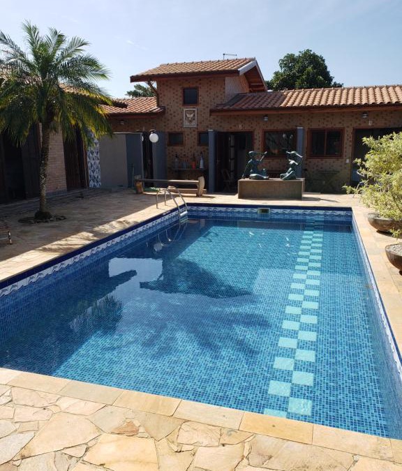 Barra da Lagoa House | Suítes Verano Ubatuba - Bairro Itaguá - com piscina