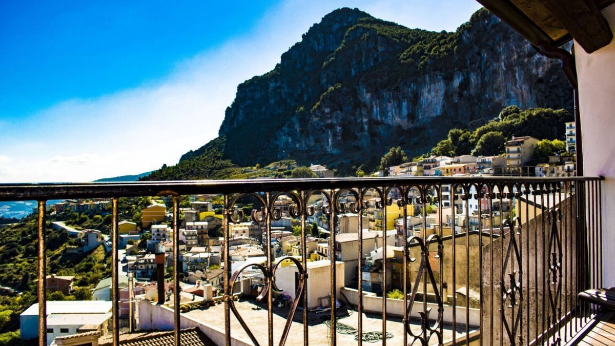 Ulassai House | Su Terrassu, a typical sardinian house with sea and mountain views