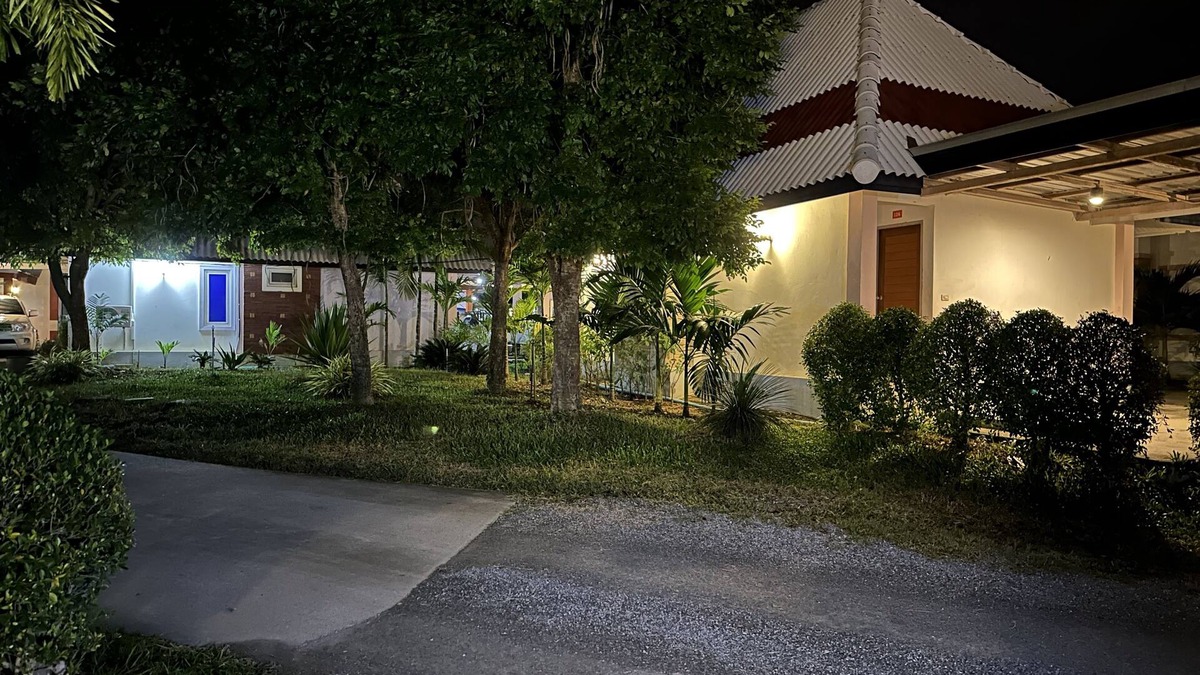 Suphan Buri Hotel | Suanrak resort