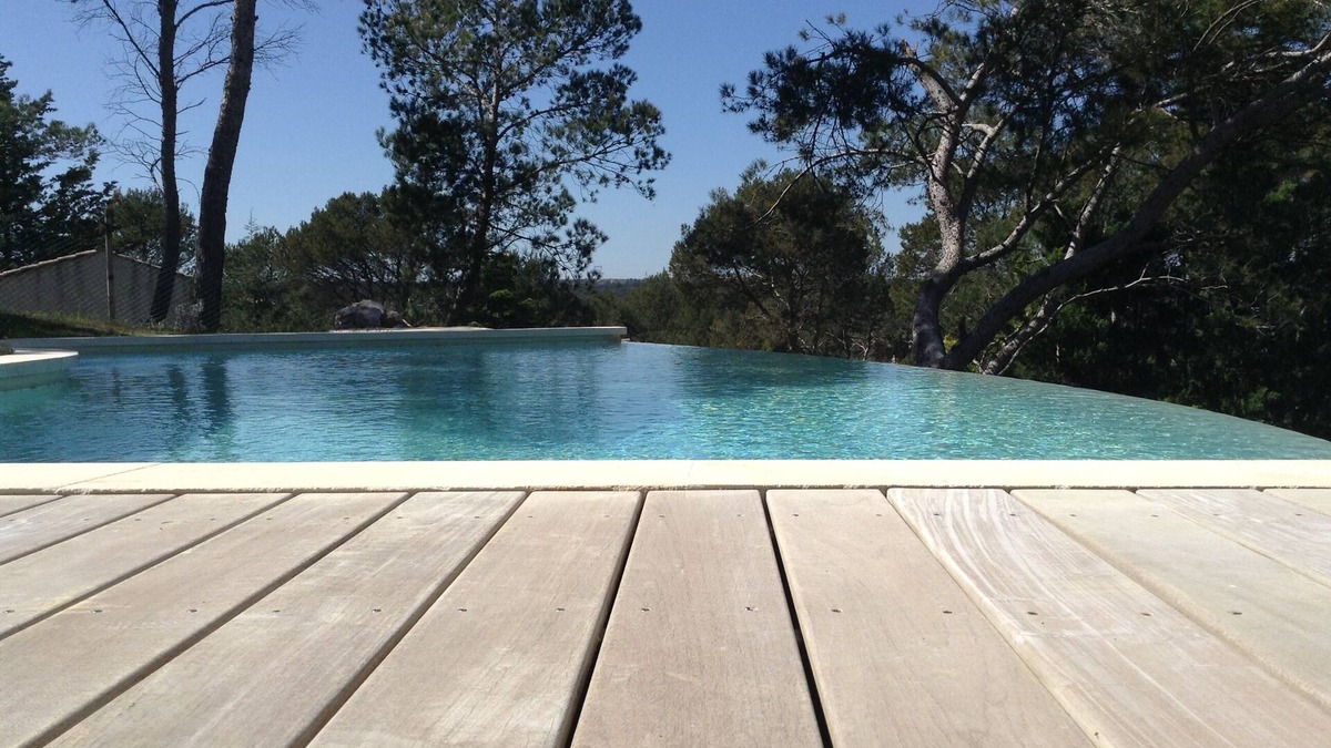 Cabries House | Sublime 350 m2 designer villa with infinity pool (week:-10%/month:-20%)