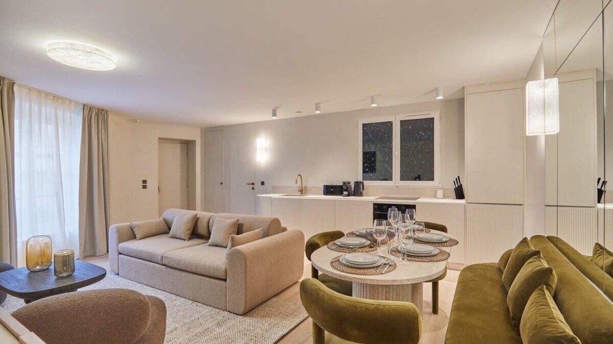 Paris City Center Apartment | Sublime and New Apartment Louvre Palais-Royal
