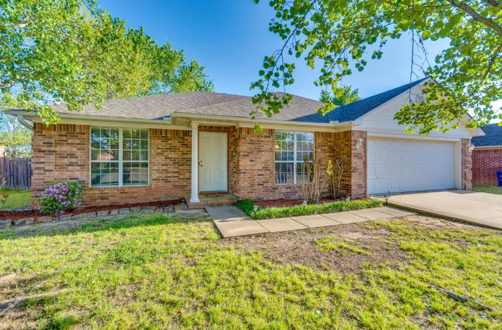 Conway House | Suburban Conway Vacation Rental 2 Mi to UCA!