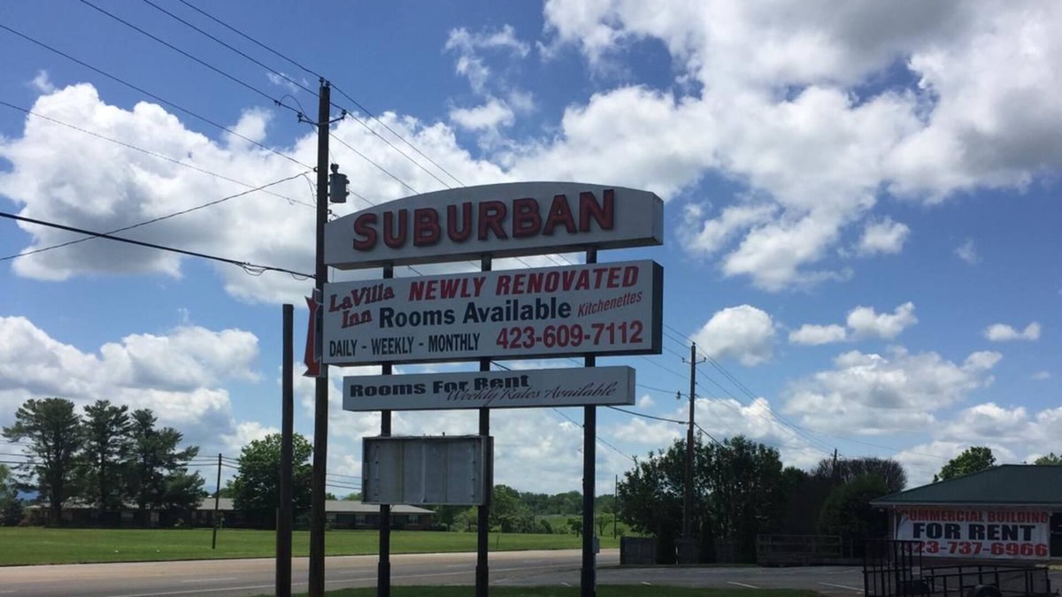 Tusculum Hotel | Suburban's Lavilla Inn