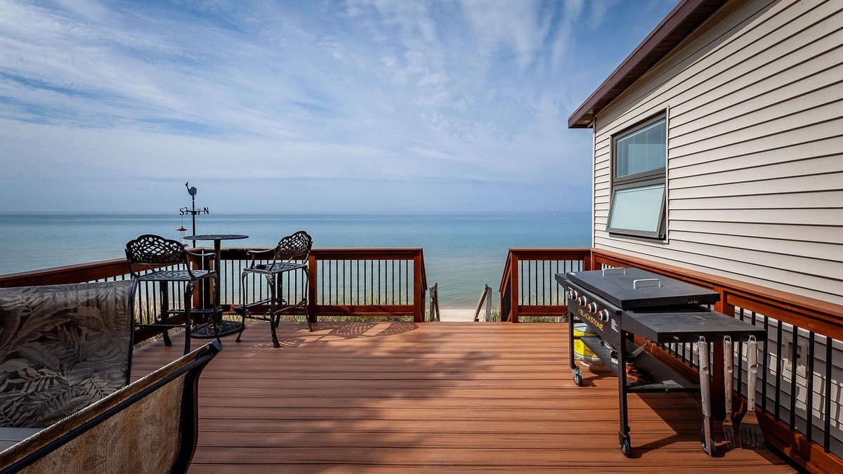 White River Township House | Sugar Sands Cottage - Lake Michigan