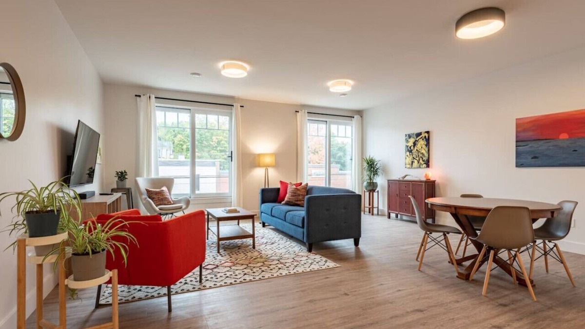 Wolfville Apartment | Suite 203 - 470 Main