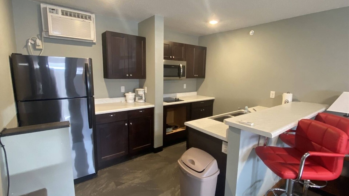 Rapid City Apartment | Suite 214 - 1BR Apartment | 1 Bed, 1 Bath