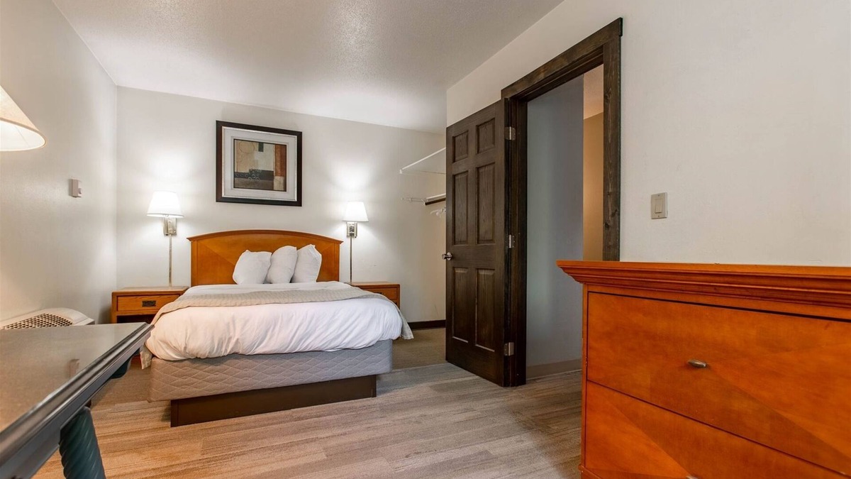 Rapid City Apartment | Suite 302 - Updated 1BR | 1 Bed, 1 Bath