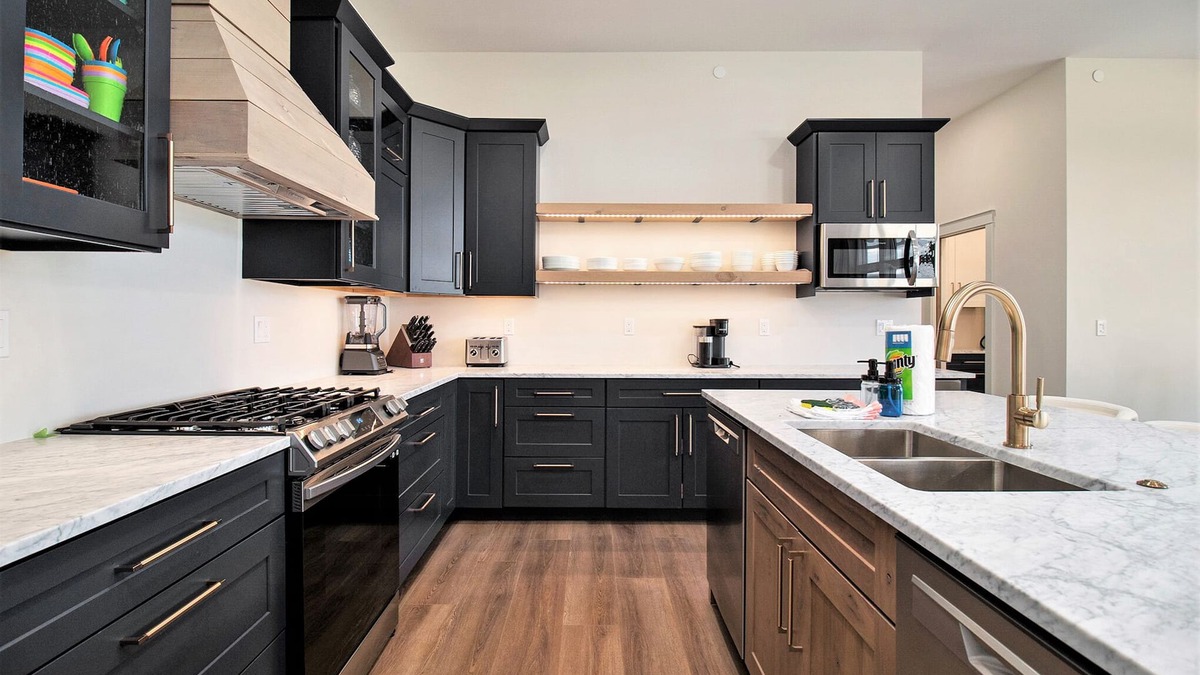 Ludington Condo | Suite A: New pool and hot tub for 2026! Relax & Unwind, Sleeps 18