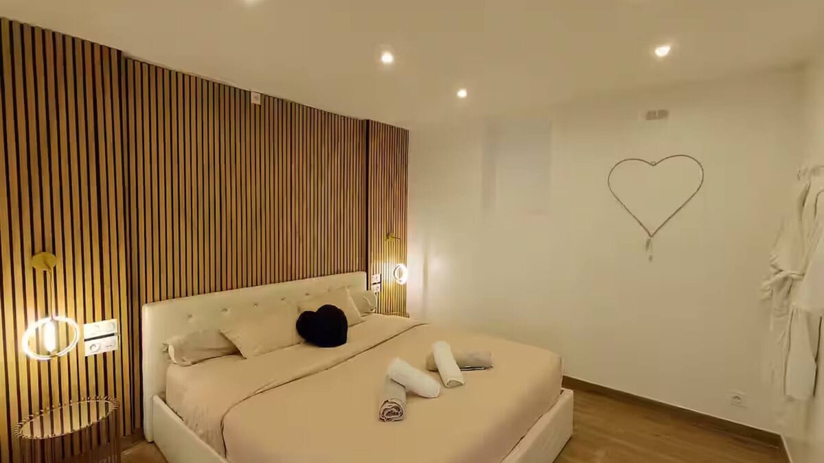 Triel-sur-Seine Apartment | Suite " Bulle Évasion " Loft Spa: Jacuzzi and Sauna