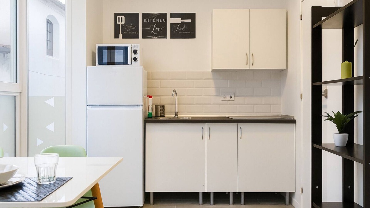 Algeciras Apartment | Suite by Hawkins exterior 1st B