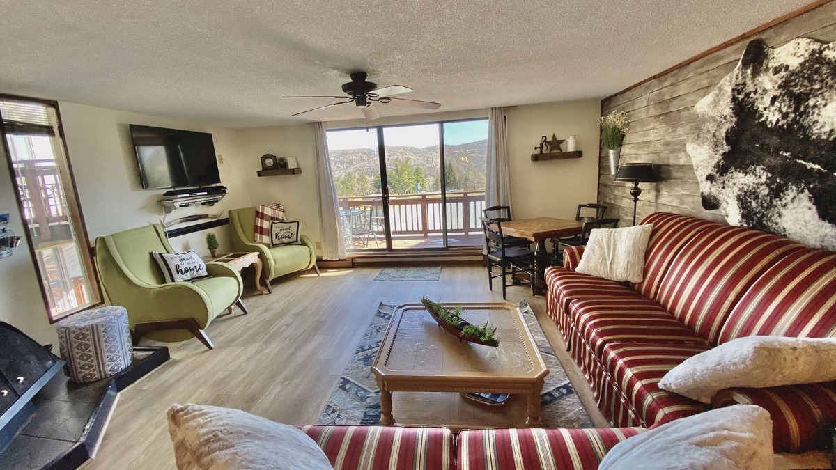 Sugar Mountain Villa | Suite Escape@Snowlake w/Discounts-Walk to Lifts - Huge Bedrooms w/private baths