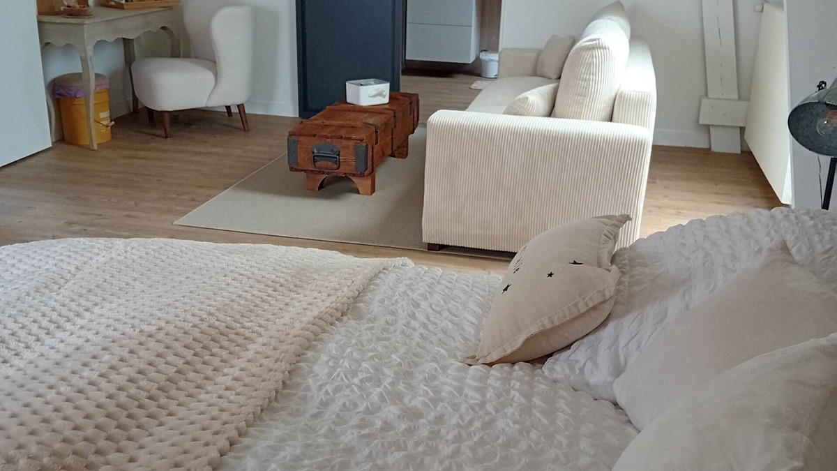 Saint-Come-du-Mont Bed & Breakfast | Suite Familiale Spacieuse vue sur Plan D'eau et sur les Hauteurs des Marais