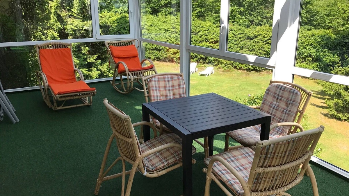 Fleckl Apartment | Suite for up to four people with conservatory and balcony