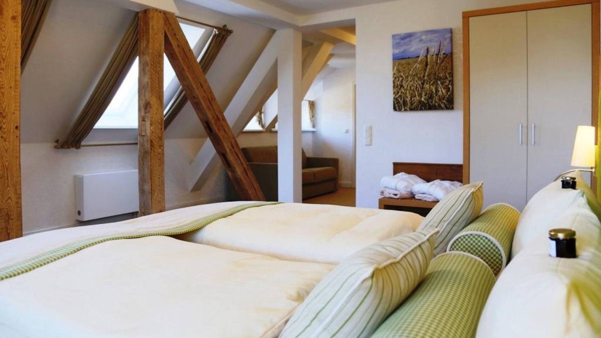 Liepen House | Suite - Hotel & Restaurant Am Peenetal
