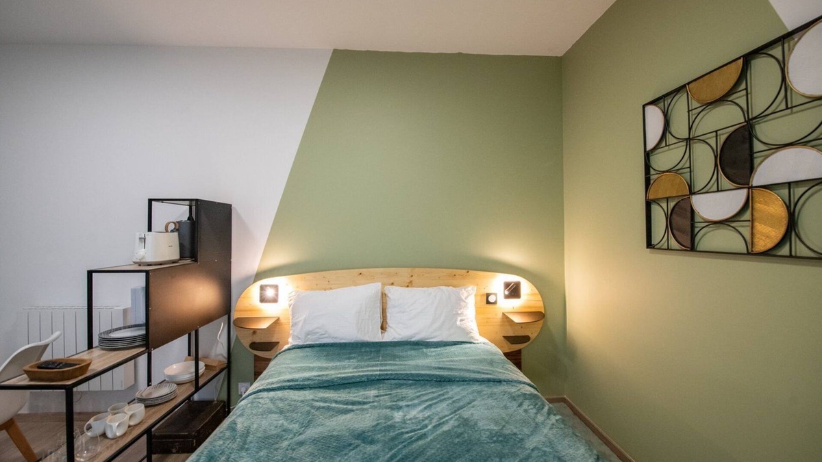 La Demi - Lune Apartment | Suite Kella 1 - Lovely renovated studio