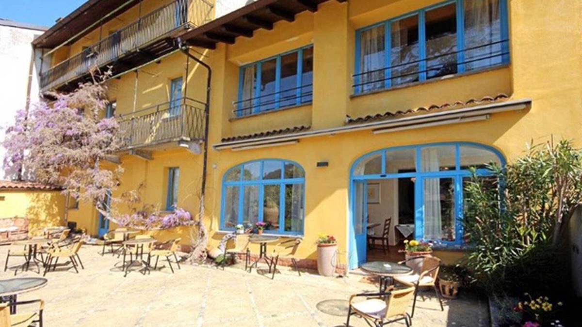 Croglio Apartment | Suite Lavanda Primavera, Purasca, Switzerland