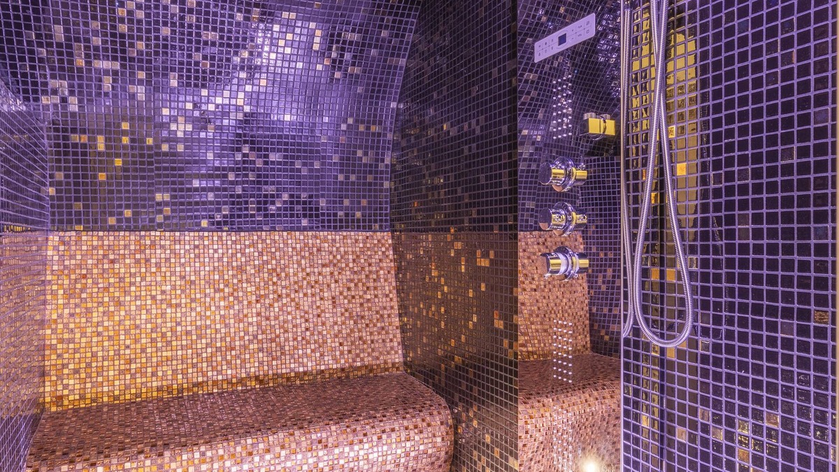 Auriol Bed & Breakfast | Suite Les Bains D'aphrodite