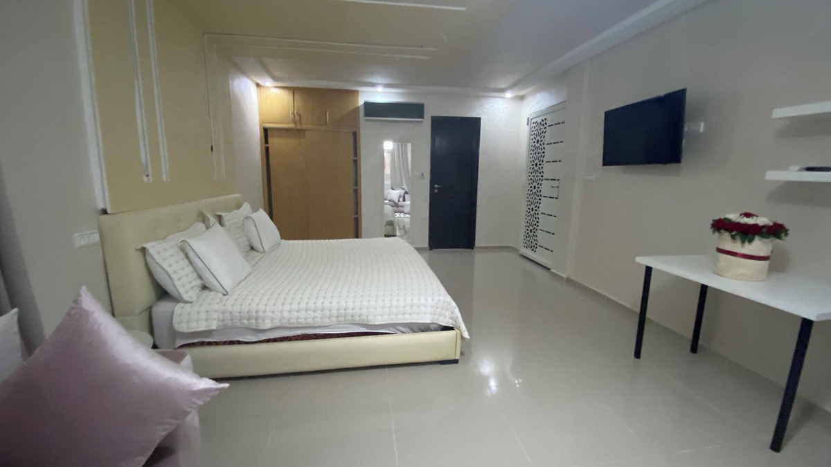 Bni Quolla Villa | Suite Rosenbaum, Guitar Palace