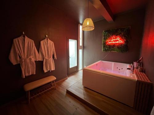 Saint-Gaudens Apartment | Suite Terracotta