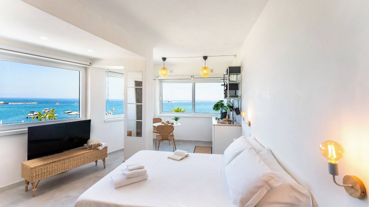 Succhivo House | Suite The Mana Vista Mare in Centro a Casamicciola Terme