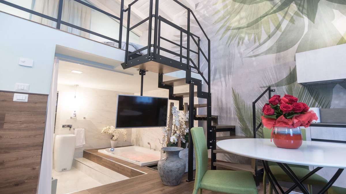 Rivotorto Apartment | Suite with Jacuzzi and swimming pool in Assisi