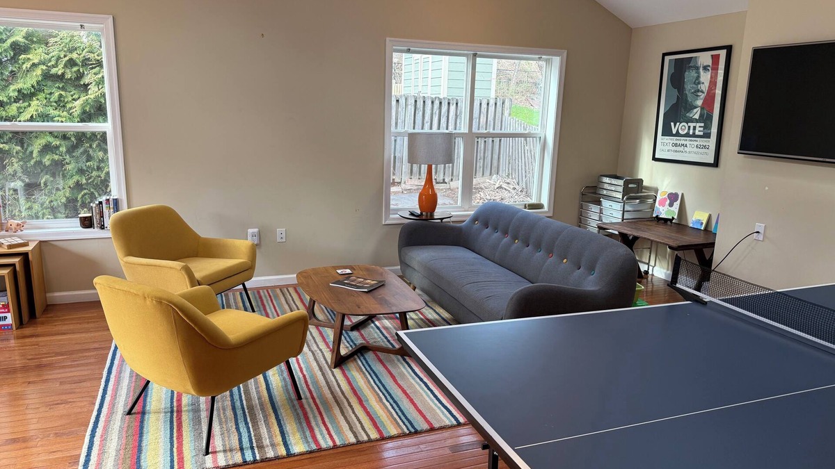 West Hyattsville Apartment | Suite44 - Large Sunny 1-BR Suite w/Backyard+Patio