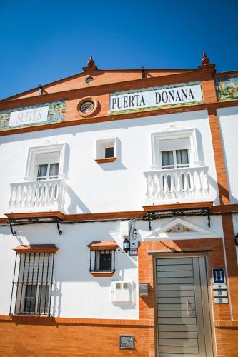 Hinojos House | Suites Puerta Doñana