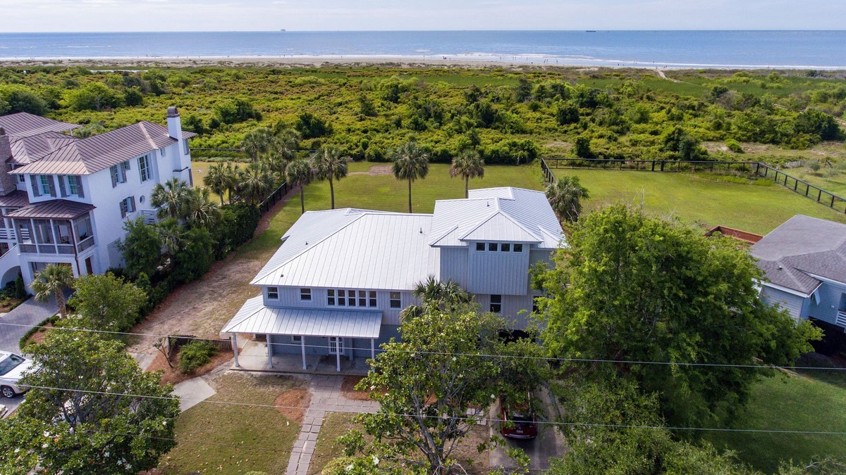 Sullivan's Island House | Sullivan's Island 5 Bdrms/4 Baths