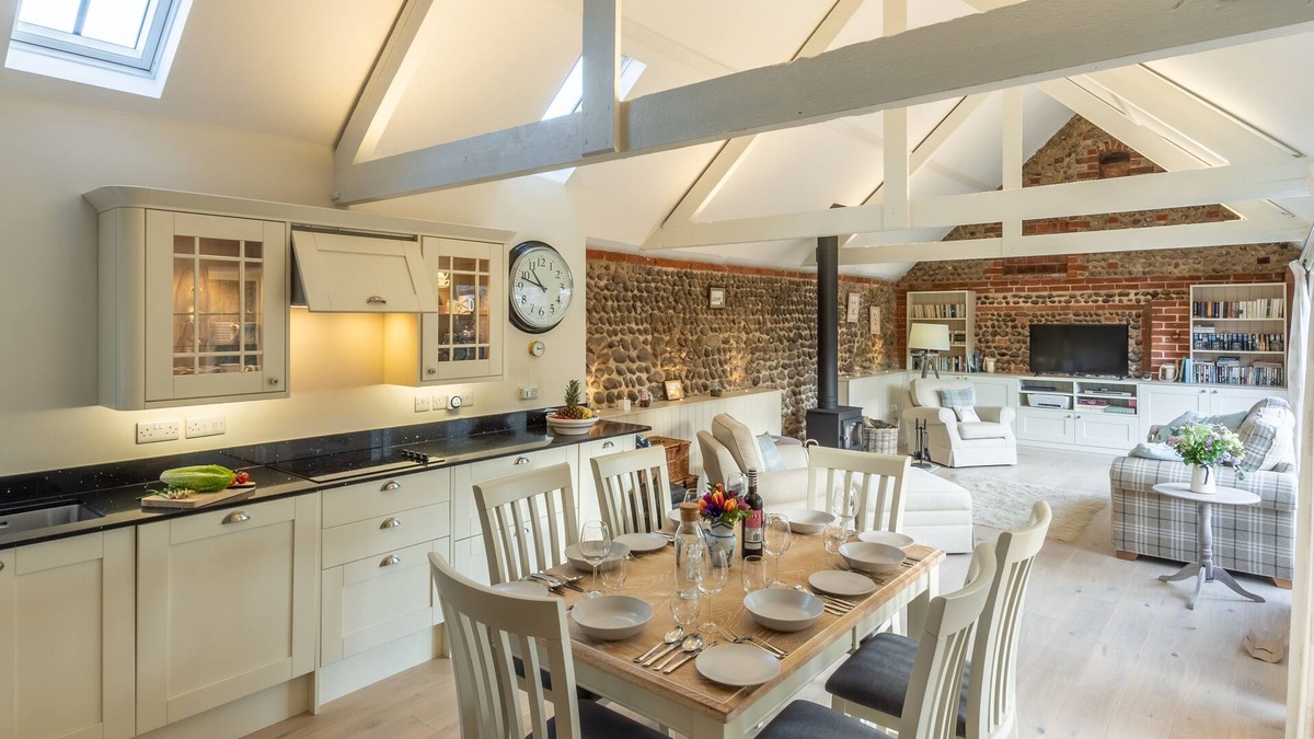 Weybourne House | Summer Barn, Weybourne, Norfolk