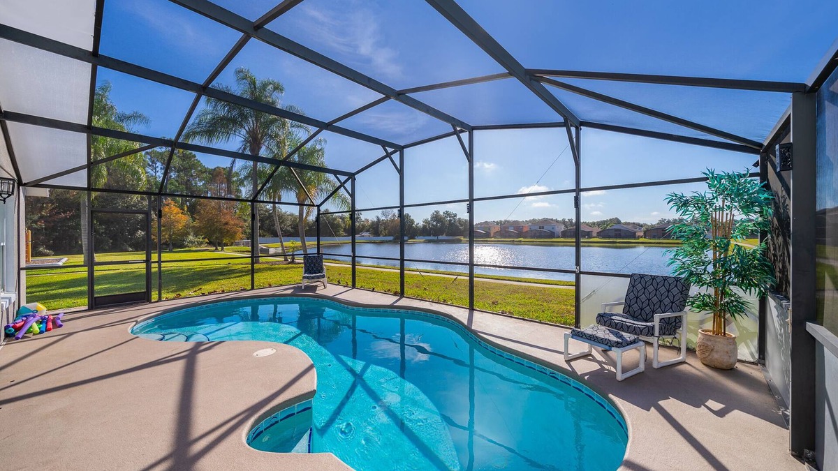 Seasons House | Summer Breeze