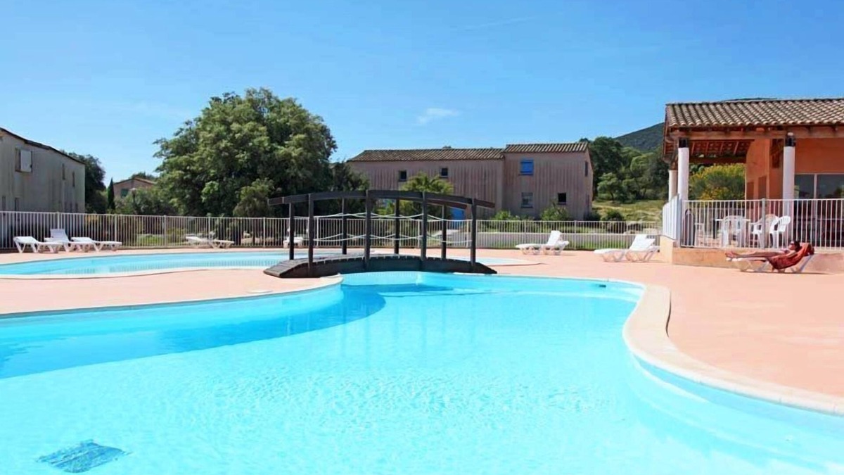 Sauve House | Summer Discount - Maison Charmante 6p